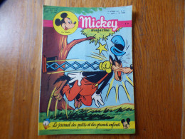 JOURNAL MICKEY BELGE N° 211 Du 21/10/1954  COVER  GRAND MECHANT LOUP - Journal De Mickey