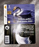 (!) 2005 Latvia Bird -red Book - White Swan Used Chip Phone Card - Lettonie