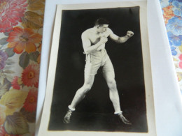 BOXE +FUMAY (FRANCE ARDENNES) :TRES BELLE PHOTO 12X17 ORIGINALE  DE IVAN LAFFINEUR BOXEUR FRANCAIS ORIGINAIRE DE FUMAY - Boxe