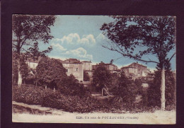 85 - POUZAUGES - UN COIN DE POUZAUGES - COLORISÉE  - Pouzauges