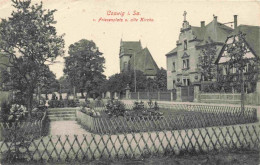 73973548 Coswig__Sachsen Friesenplatz Und Alte Kirche Feldpost - Coswig