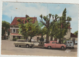 La Celle-Saint-Clou- Place De L'Eglise - Citroën Ami 6 - Dauphine-  4L   (G.2538) - La Celle Saint Cloud