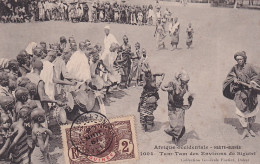 GU Nw- HAUTE GUINEE - TAM TAM DES ENVIRONS DE SIGUIRI - ANIMATION - MUSICIENS ET DANSEUSES - OBLITERATION 1908 - Africa