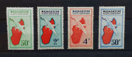 04 - 24 - Madagascar - Poste Aérienne N°25 - 29 - 31 - 40 * - MH - Airmail