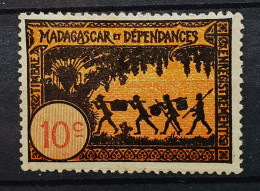 04 - 24 - Madagascar - Timbre Fiscal - - Neufs