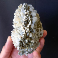 #A53 Schöne QUARZ, Chalzedon Kristalle (Dalnegorsk, Primorskiy Kray, Russland) - Minerales