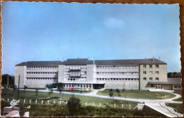 St-Hillaire-du-Harcouet - Groupe Scolaire Garçons-Filles -École Primaire Et Brevet (Delaage Arch.) - Saint Hilaire Du Harcouet