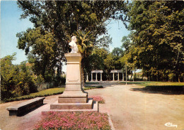 LIMOUX Jardin De L Ile De Sournies Buste D Alexandre Guiraud Poete Ne A Limoux  1(scan Recto-verso) MB2339 - Limoux