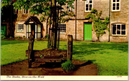 29-4-2024 (3 Z 23) UK - The Stocks - Stow On The Wold - Monumenten