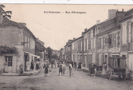 SO Nw29-(32) VIC FEZENSAC - RUE D'ARMAGNAC  - ANIMATION - COMMERCES  - Vic-Fezensac