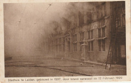 Stadhuis Te Leiden Door Brand Verwoest Op 12 Februari 1929 Ijspegels Door De Vorst       3213 - Leiden