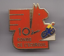 Pin's  Caisse D' Epargne Ecureuil 10 ème Ronde De L' Ecureuil Vélo Cyclisme Réf 7497JL - Banques