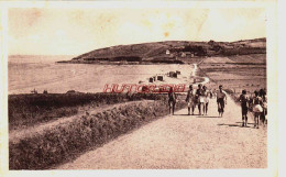 CPA PLOUGASNOU - FINISTERE - LA PLAGE VUE DE L'INSTITUT MARIN - Plougasnou