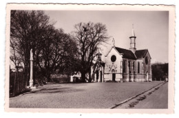 RUMILLY - La Chapelle De Notre-Dame De L'Aumône Et La Statue De Saint Josaph (carte Photo) - Rumilly