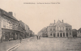 PUTANGES LA PLACE DU MARCHE ET L'HOTEL DE VILLE TBE - Putanges