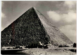 La Pyramide De Cheops - Luxor