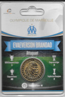 Médaille Touristique Arthus Bertrand AB Sous Encart Football Olympique De Marseille OM  Saison 2011 2012 Brandao - Non Datati