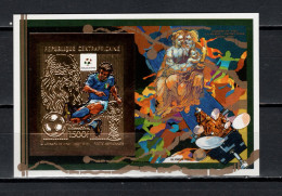 Central Africa 1989 Football Soccer World Cup, Space Gold S/s Imperf. MNH -scarce- - 1990 – Italy