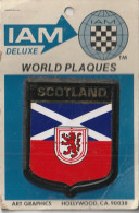 Z++ Nw- ( SCOTLAND ) - WORLD PLAQUES - IAM DELUXE - PLAQUE AUTOMOBILE ADHESIVE SUR SUPPORT CARTONNE - Transport