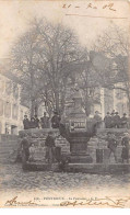 PONTRIEUX - La Fontaine - Très Bon état - Pontrieux