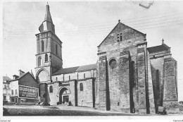 LA SOUTERRAINE : Eglise Notre-dame Et Saint-andré, XXIe Et XIIIe Siecle - Tres Bon Etat - La Souterraine