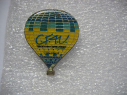 Pin's Montgolfiere C.F.A.U. (Centre De Formation D'Apprentis Universitaire) - Luchtballons