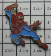 3517 Pin's Pins : Rare Et Belle Qualité BD BANDE DESSINEE / SPIDERMAN L'ARAIGNEE MARVEL - Comics