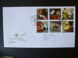 GREAT BRITAIN SG 2540-45 TROOPING THE COLOUR FDC LONDON - Non Classés