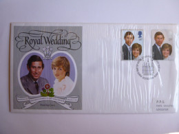 GREAT BRITAIN SG 1160-61 ROYAL WEDDING   FDC LONDON  - Zonder Classificatie