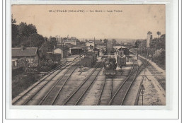 IS SUR TILLE - La Gare - Les Voies - Très Bon état - Is Sur Tille