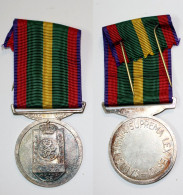 Médaille-BE-328-II_U.F.A.C.-V.O.V._fraternelle Des Anciens Combattants_1940-1945_argent_WW2_21-11-1 - Bélgica