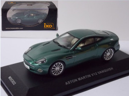 IXO Aston Martin V12 Vanquish  Echelle 1/43 En Boite Vitrine Et Surboite Carton - Ixo