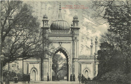 ROYAUME UNI -  ROYAL PAVILION -  BRIGHTON NORTH GATE - Brighton