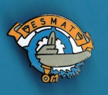 1 PIN'S //   ** ESMAT / PORT MILITAIRE DE TOULON // OM ** . (JDM) - Armee