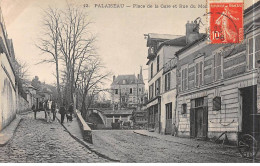 PALAISEAU - Place De La Gare - Très Bon état - Palaiseau