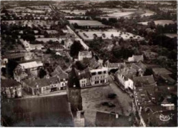 LE GRAND VOUGERAY. -  La Place Du Centre Vue Aérienne.   Non Circulée.   Photographie Véritable. - Autres & Non Classés