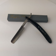 Vintage Soviet USSR Straight Razor "Raketa" Rocket Black Handle With Case #5562 - Razor Blades