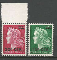 REUNION  N° 384 Et 385 NEUF** LUXE SANS CHARNIERE NI TRACE / Hingeless  / MNH - Unused Stamps