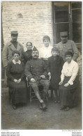 CARTE PHOTO SOLDATS ET CIVILS LIEU NON IDENTIFIE - A Identifier