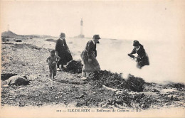 ILE DE SEIN - Brûleuses De Goëmon - Très Bon état - Ile De Sein