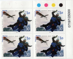 Everest Skydive Adhesive Stamp Block 2020 Nepal Traffic Lights MNH - High Diving