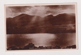 SCOTLAND - Loch Tay Unused Vintage Postcard - Kinross-shire