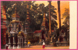 Af9253 - MYANMAR Burma   -  VINTAGE POSTCARD - Small Temples Around The Pagoda - Myanmar (Birma)