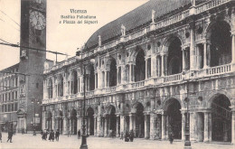 26867 " VICENZA-BASILICA PALLADIANA E PIAZZA DEI SIGNORI " ANIMATA-VERA FOTO -CART. POST. NON SPED. - Vicenza