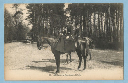 0819  CPA  Madame La Duchesse D'Uzès  à Cheval (Gard)     ++++++++ - Uzès