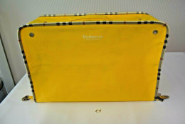 E1 Ancienne Valise Jaune - Burberrys Fragnance - Rare - Maroquinerie