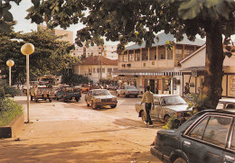 GABON LIBREVILLE  Le Centre Ville  édition TROPIC  (Scan R/V) N° 69 \MP7165 - Gabon