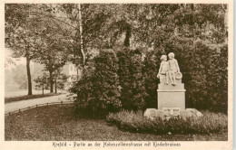 73902128 Krefeld Crefeld Partie An Der Hohenzollernstrasse Mit Kinderbrunnen  - Krefeld