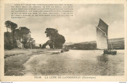 CPA La Lune De Landerneau-Timbre     L2296 - Landerneau