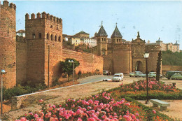 ESPAGNE - Toledo - Vue Sur La Porte De Bisagra Et Murs - Voitures - Vue Générale - Carte Postale - Toledo